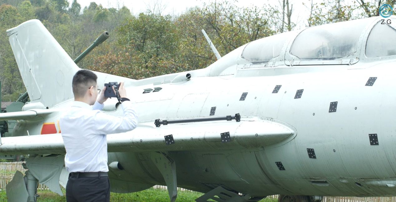 PhotoShot Max Taking Pictures Photoshot Max fotoğraf çekiyor