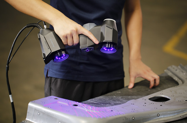 Sac metal par&ccedil;asının kalite kontrol&uuml;