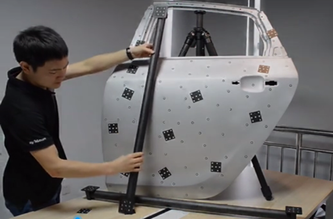 Yapımcıların g&ouml;r&uuml;nt&uuml; yakalaması i&ccedil;in Fotogrametri Sistemi